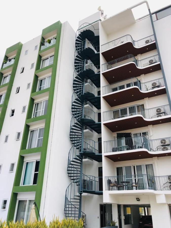 Premier Executive Apartment - The Ivy, East Legon Аккра Экстерьер фото